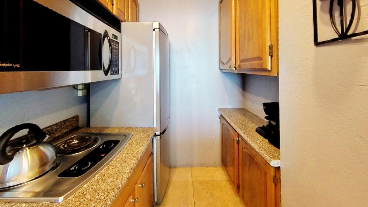 Castle 828 Oceanfront View With Balcony, Pool, Tennis, Beach Access And Free Parking! Miami Beach Eksteriør bilde