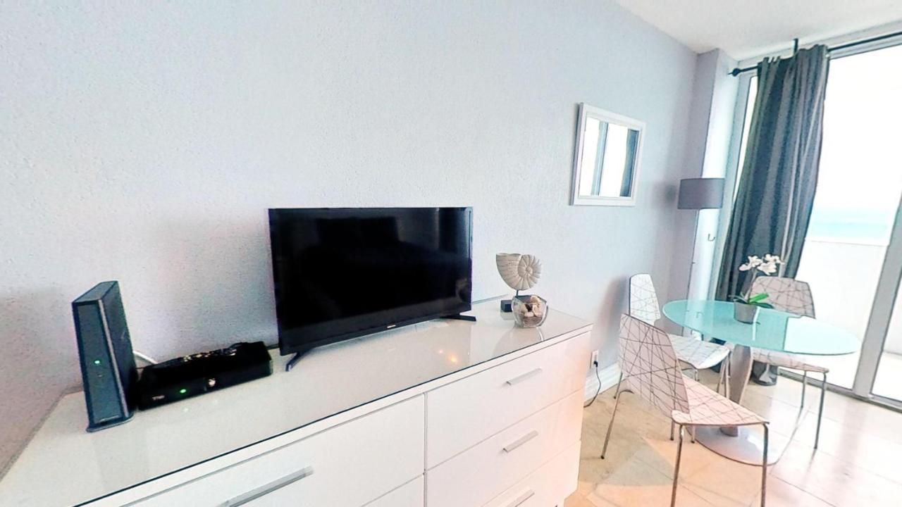 Castle 828 Oceanfront View With Balcony, Pool, Tennis, Beach Access And Free Parking! Miami Beach Eksteriør bilde