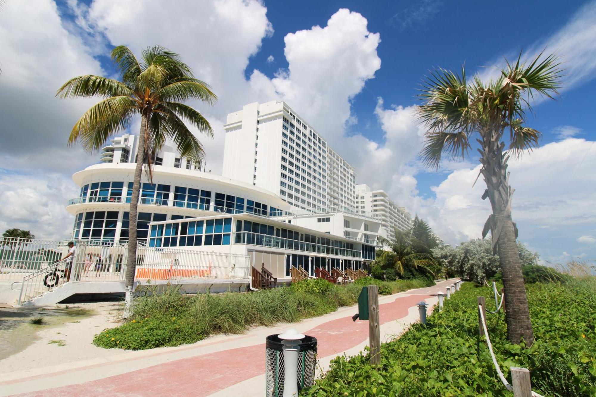 Castle 828 Oceanfront View With Balcony, Pool, Tennis, Beach Access And Free Parking! Miami Beach Eksteriør bilde
